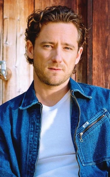 Lewis Pullman